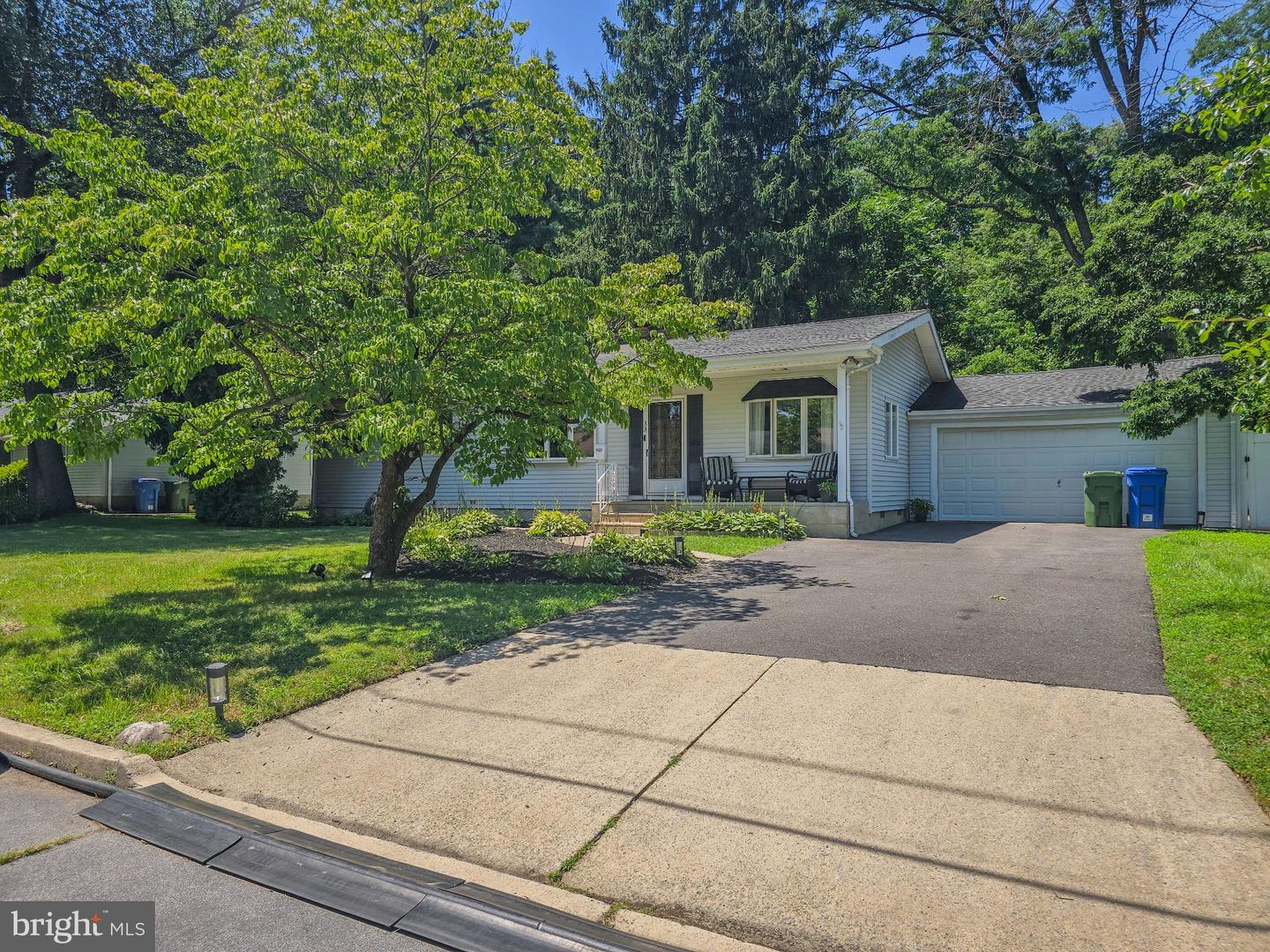 33 Delwood Rd — photo