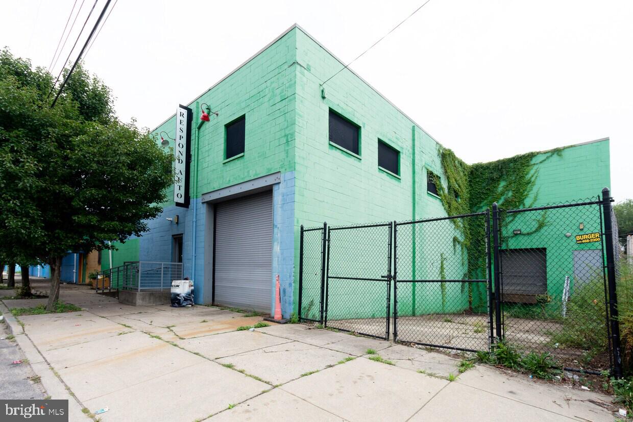 925 N 8th St — photo