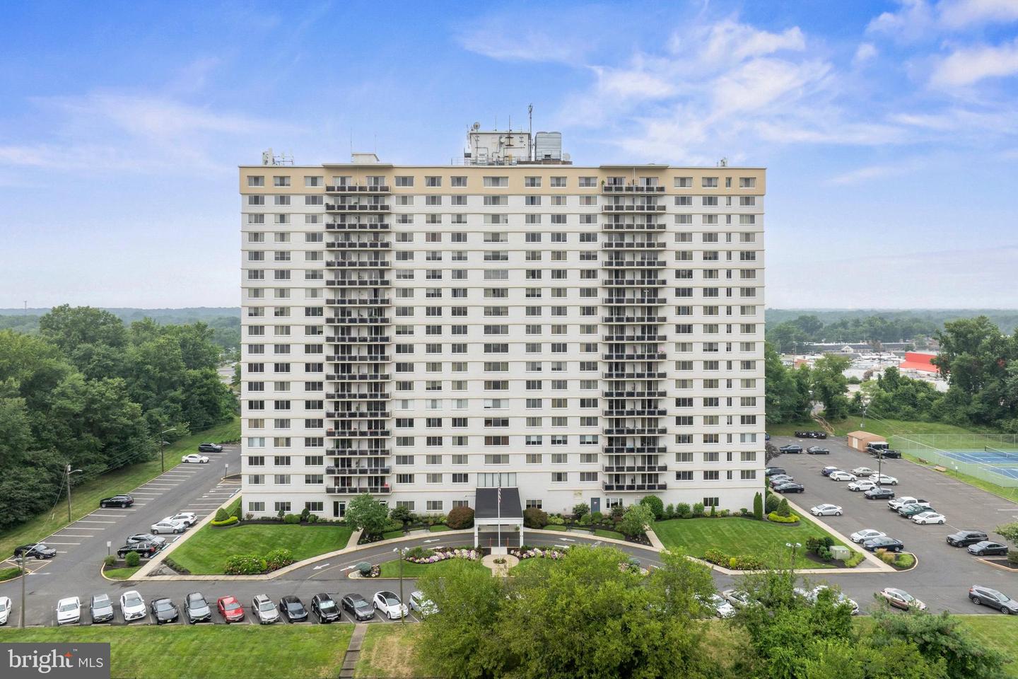 1840 Frontage Rd #1409 — photo