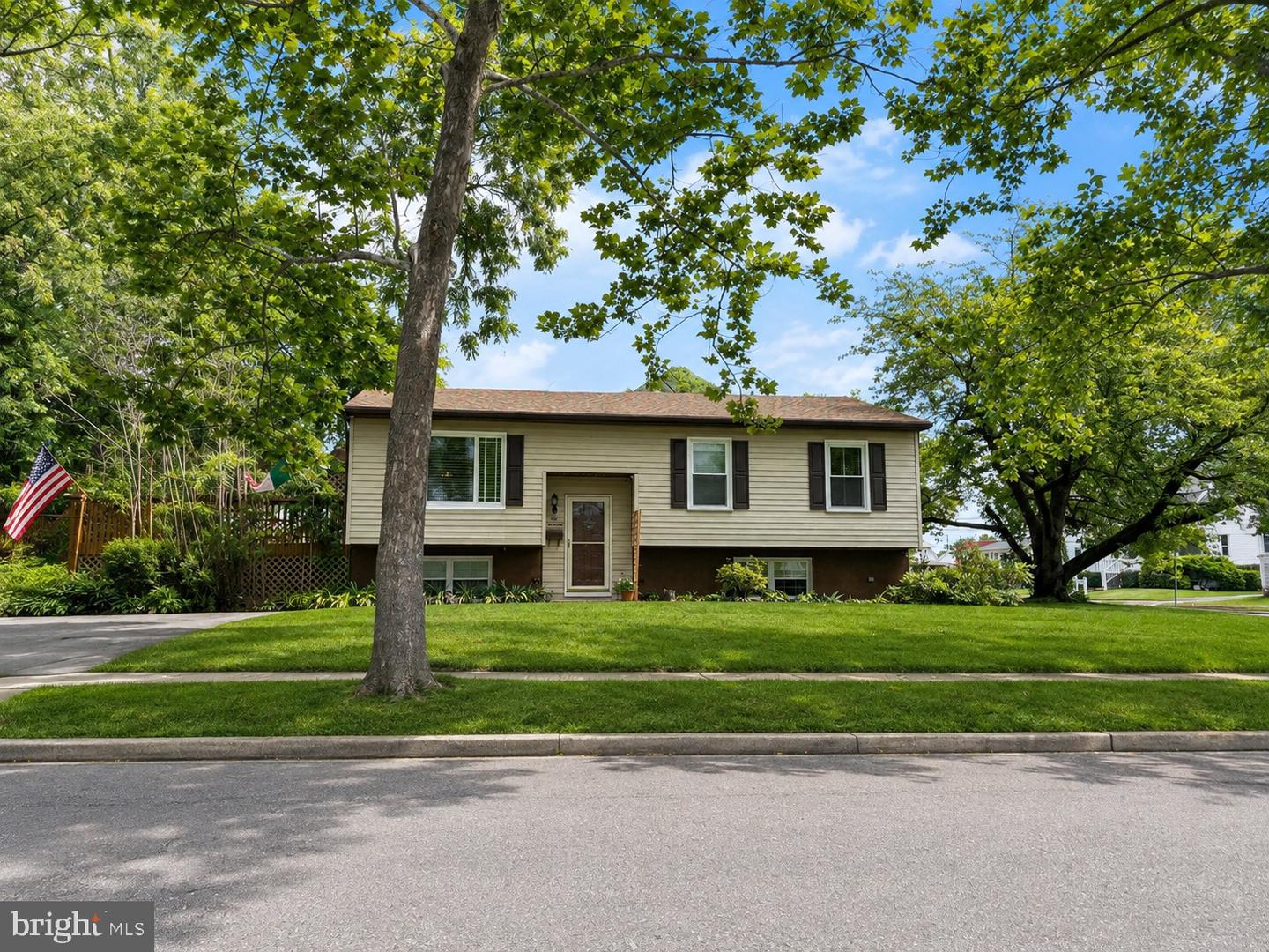119 Reading Ave — photo