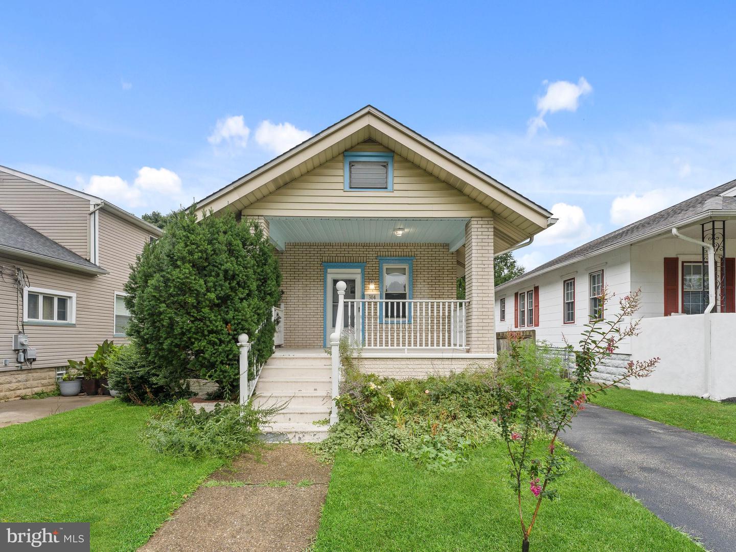 304 Woodlawn Ter — photo