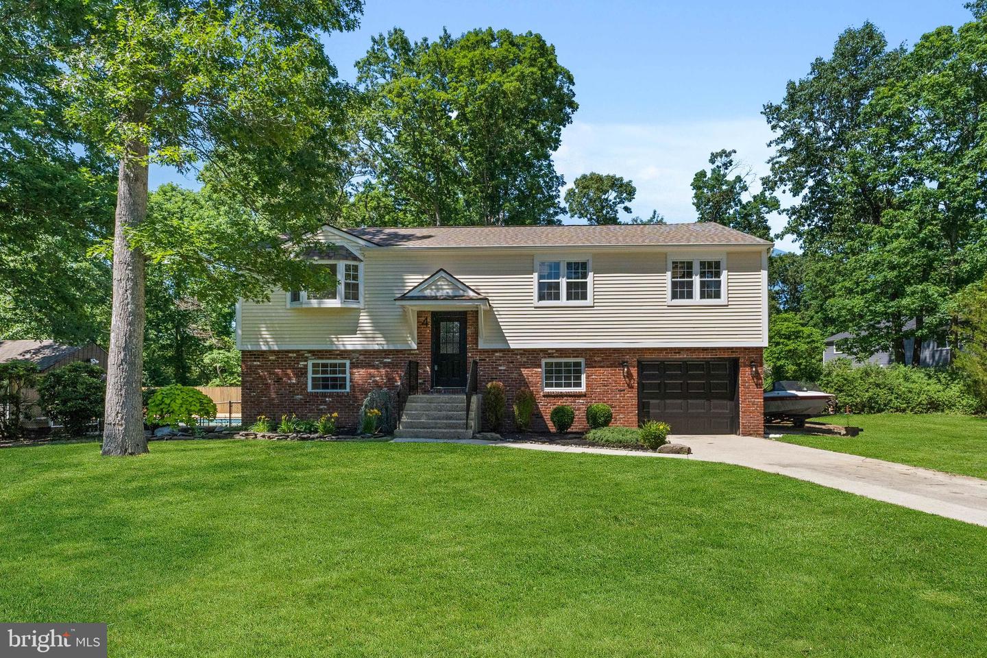 4 Cranberry Ct — photo
