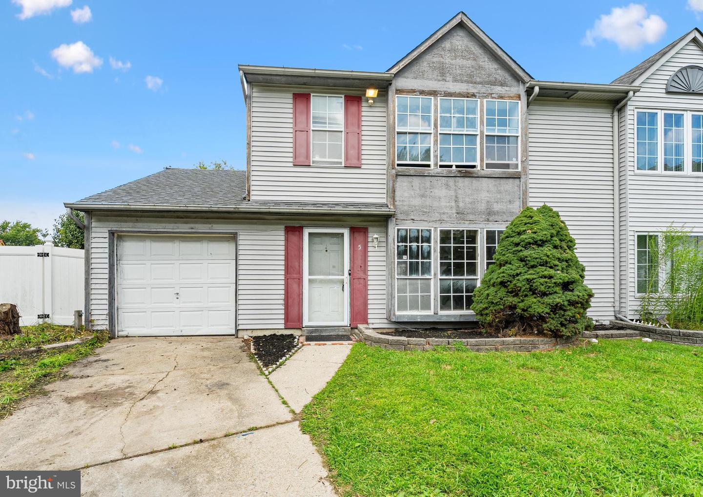 5 Glenn Alpine Ct — photo
