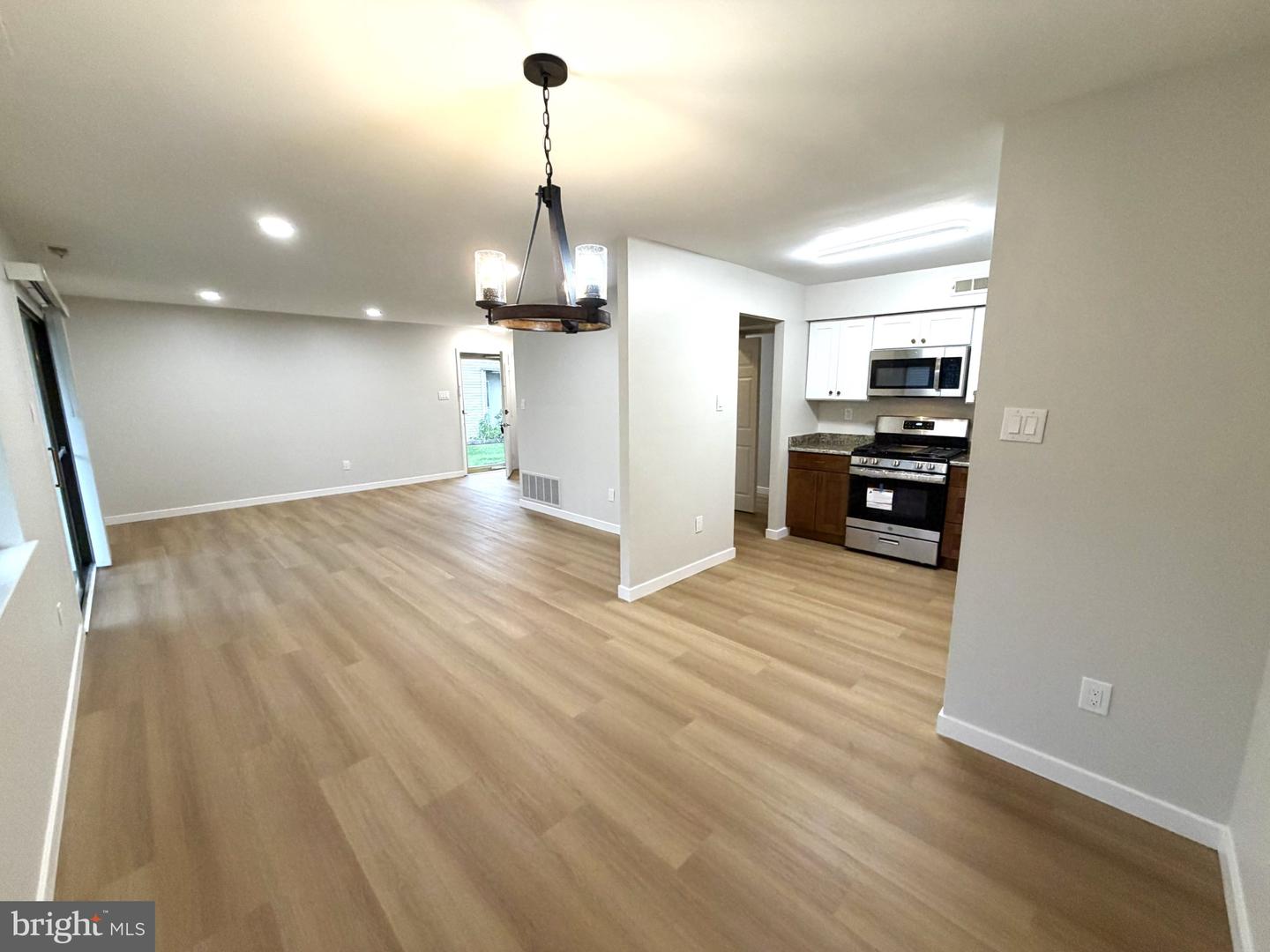 53 Sandra Road, Voorhees, NJ 08043