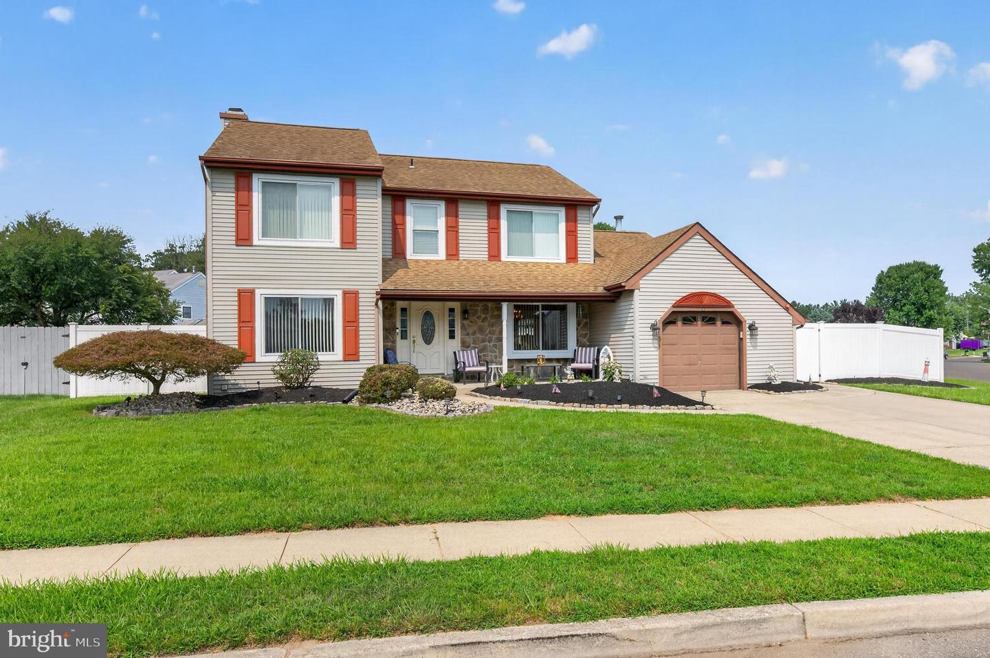 17 Sycamore Dr — photo