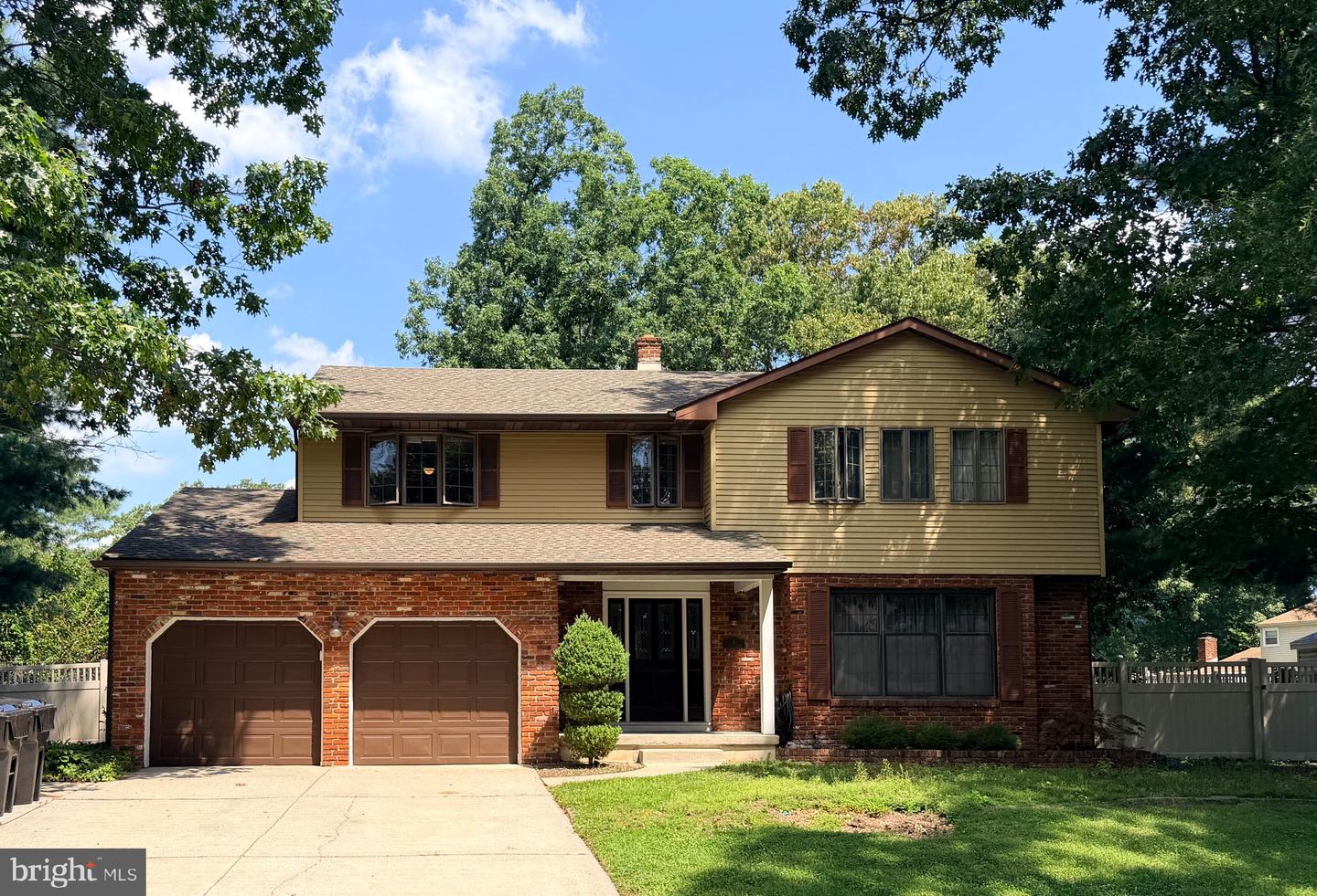 6 Hickory Ln — photo