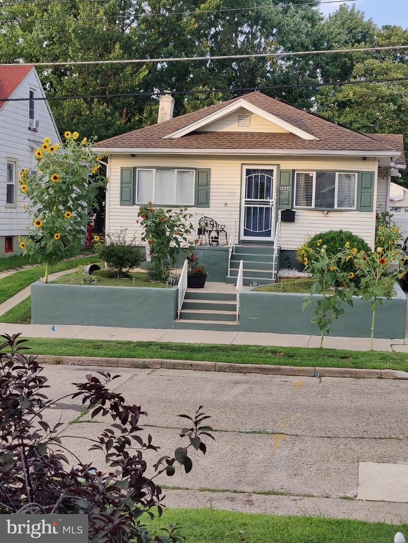 1924 Tinsman Ave — photo