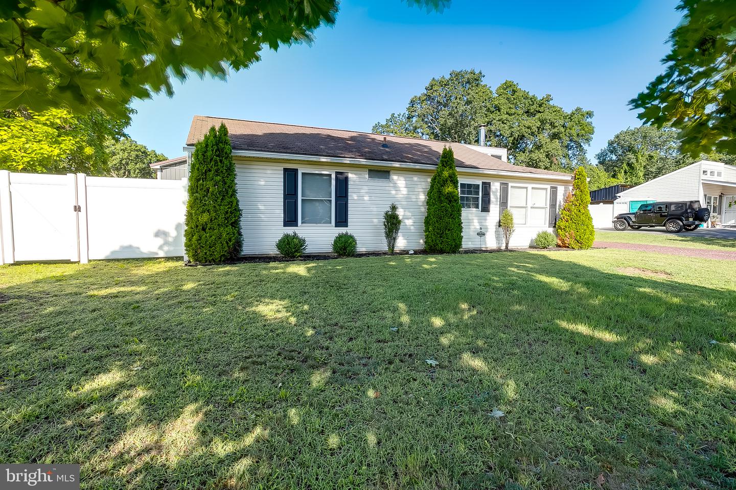 19 Dundalk Ln — photo