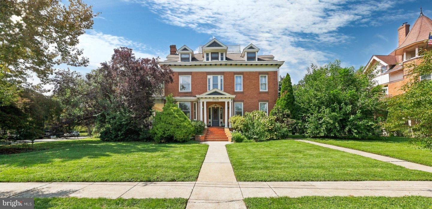 428 W Browning — photo