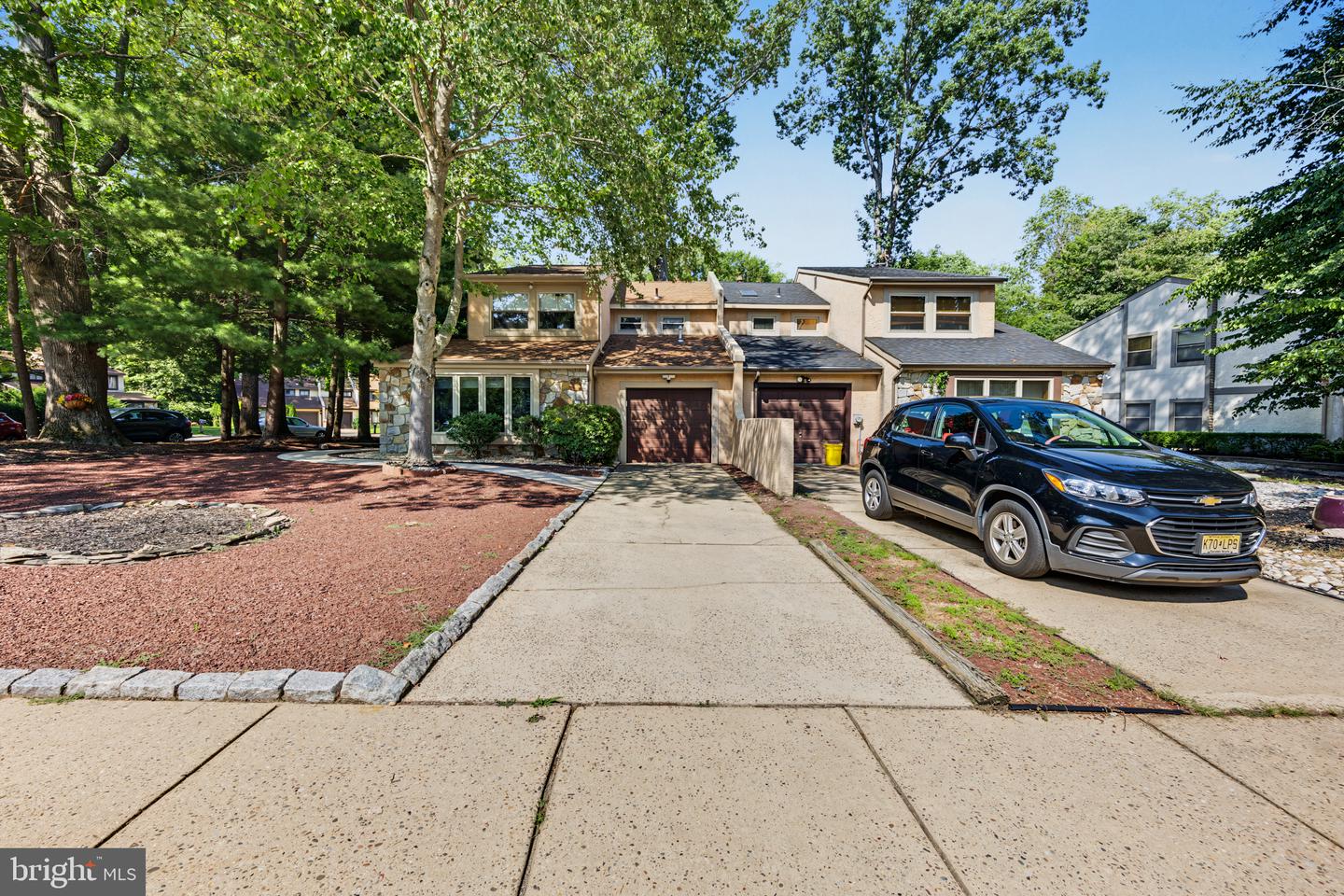 23 Goshawk Ct — photo