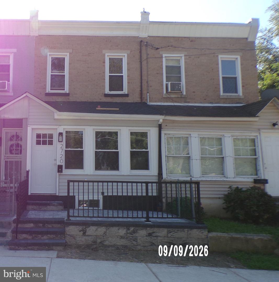 2720 Wayne Ave — photo