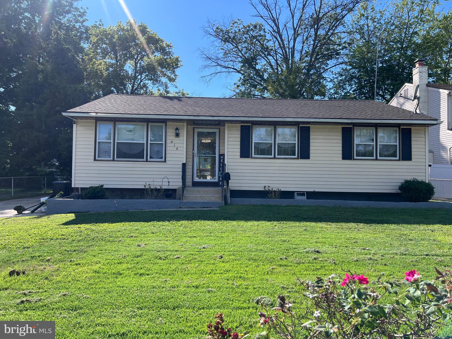 518 Carver Ct — photo