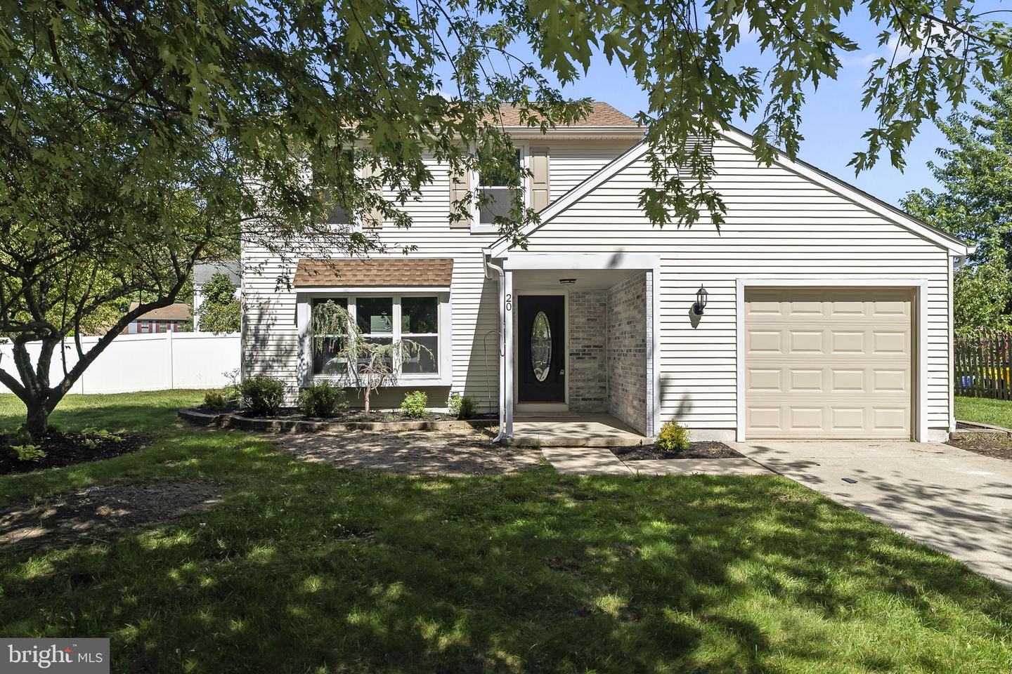 20 Hartsdale Ln — photo