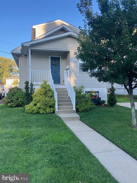 882 Crescent Ave — photo