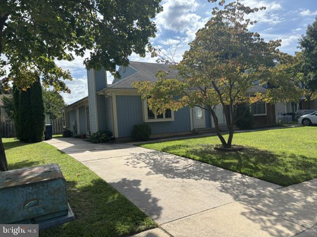 14 Franklin Dr — photo
