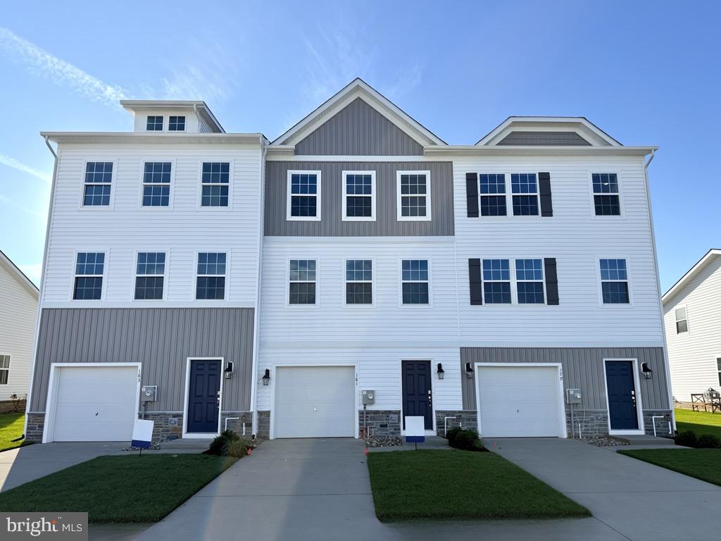 10 Sandy Ridge Road, Sicklerville, NJ 08081