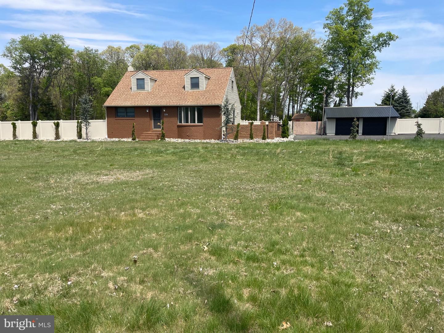 862 Johnson Rd — photo