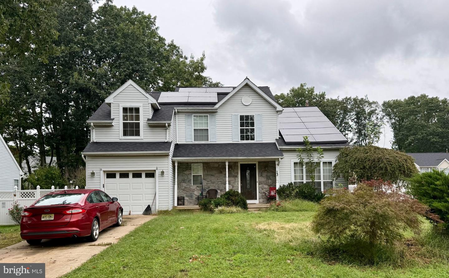 13 Annapolis Dr — photo