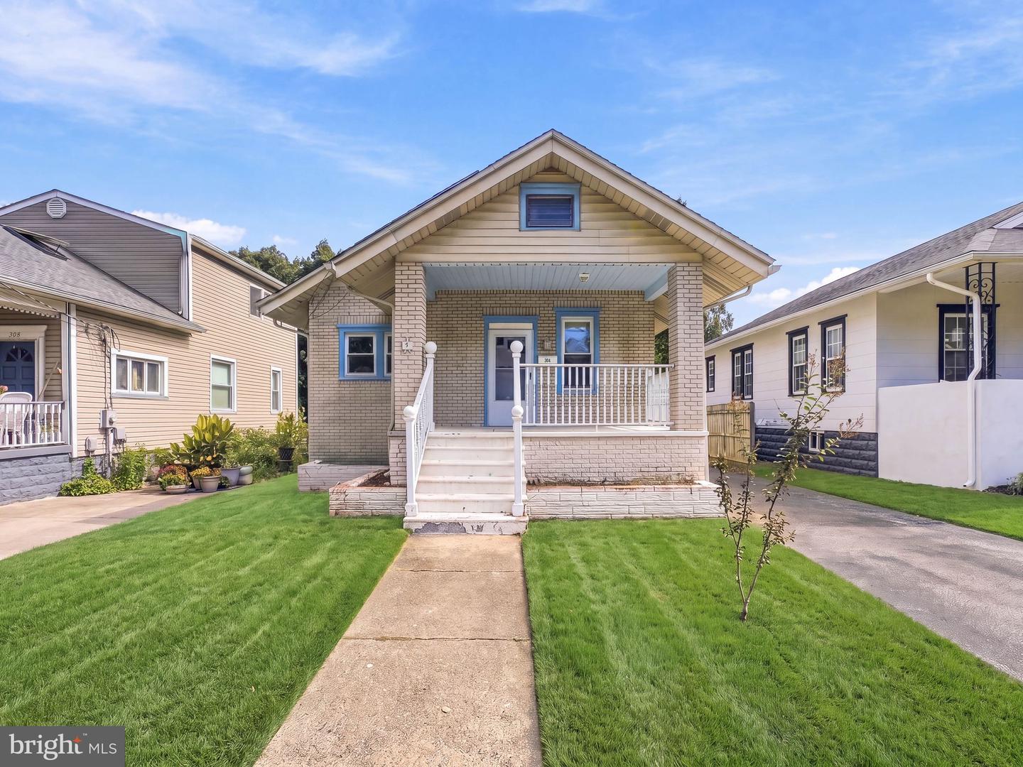 304 Woodlawn Ter — photo