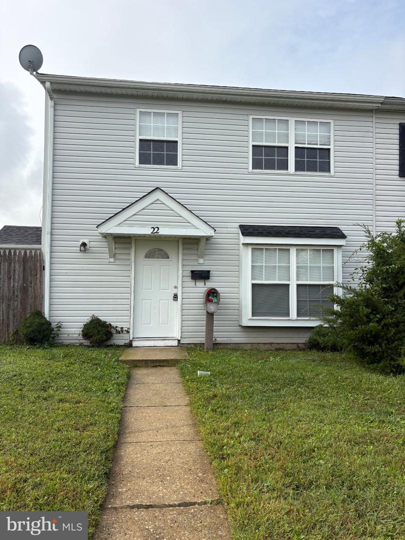 22 Lawrence Ct — photo