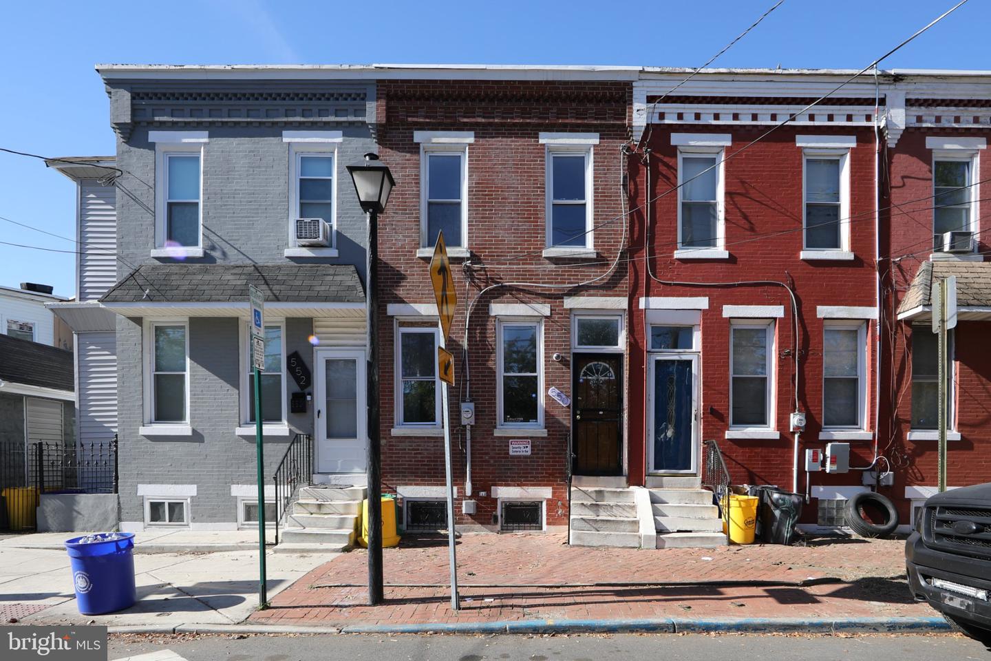 550 Trenton Ave — photo
