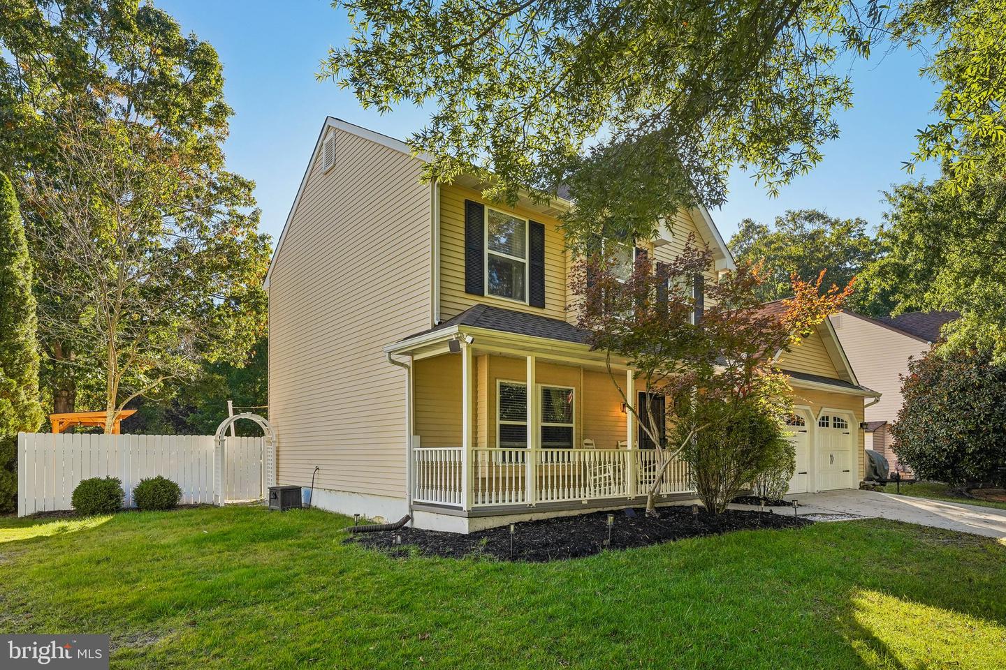 140 Ebbetts Dr — photo