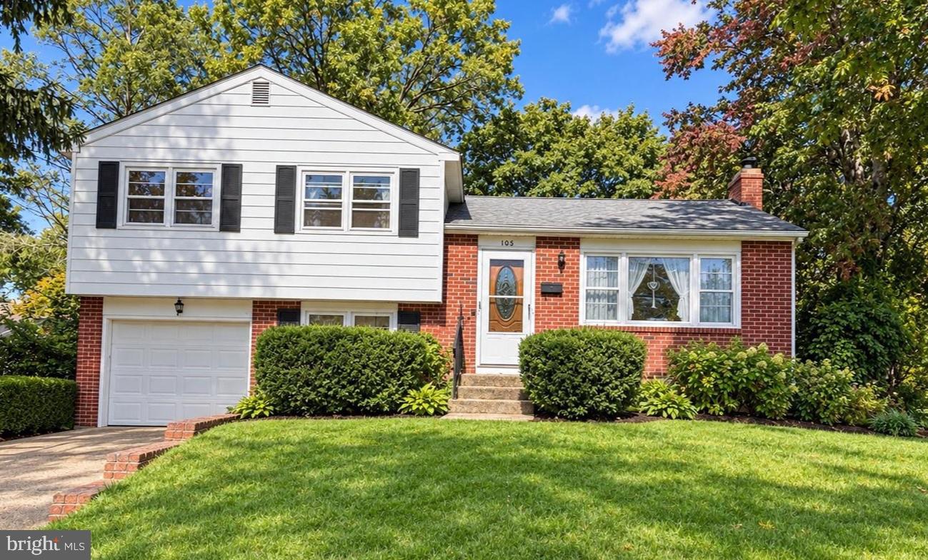 105 McIntosh Rd — photo