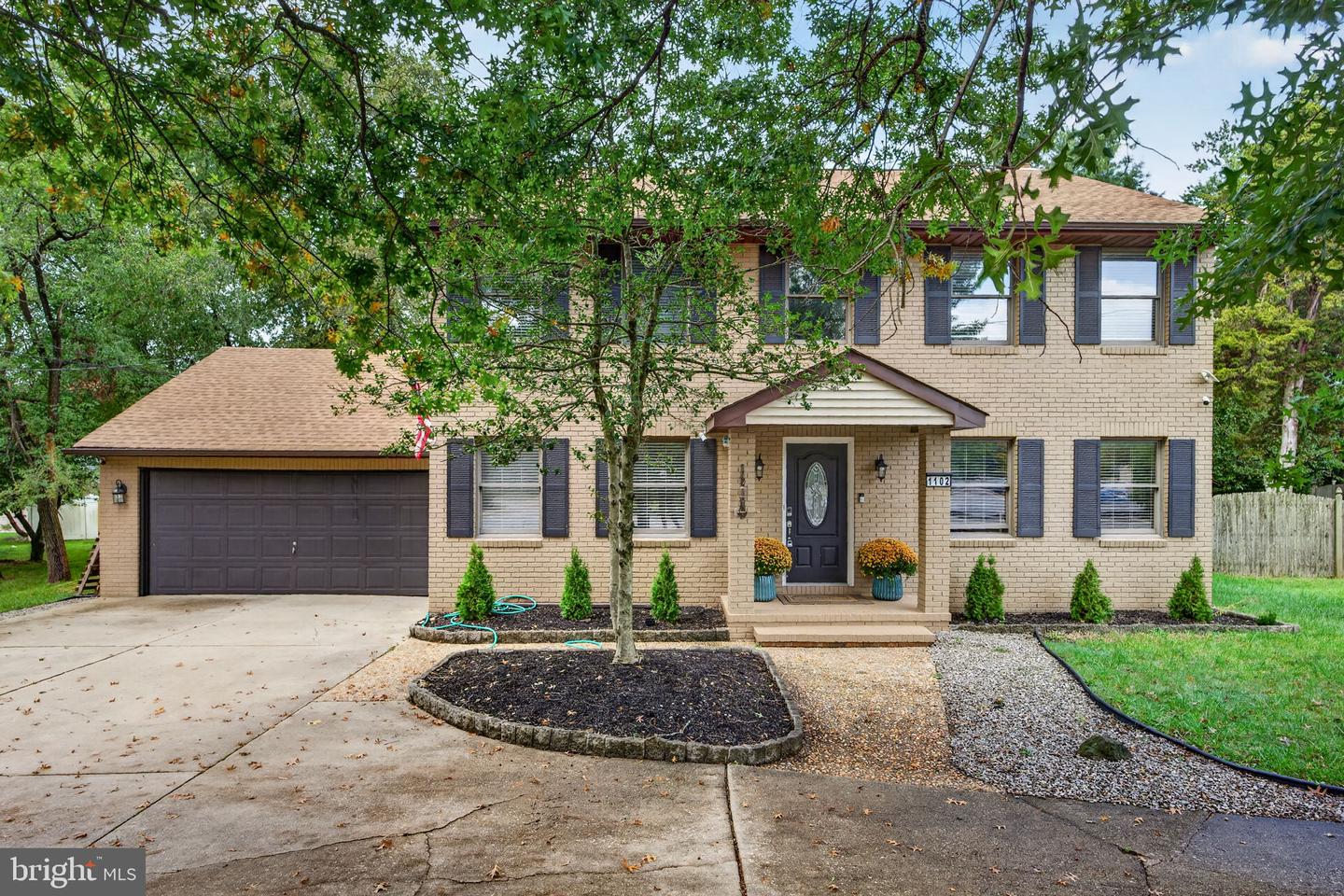 1102 Springdale Rd — photo