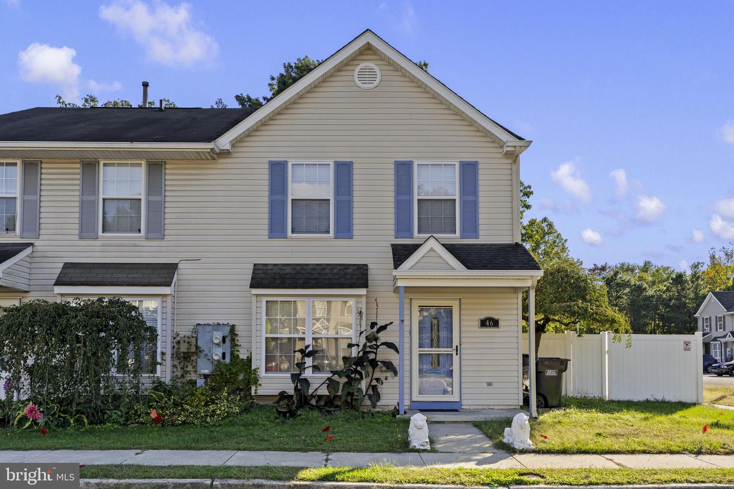 46 Grant Ln — photo