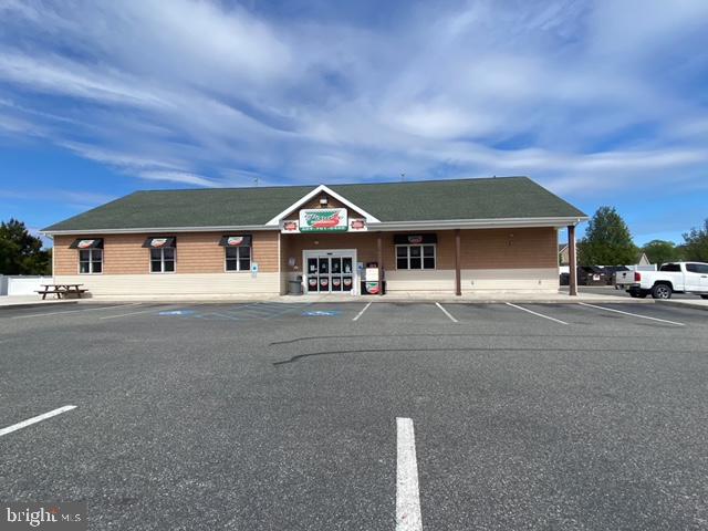 1425 Route 50 — photo
