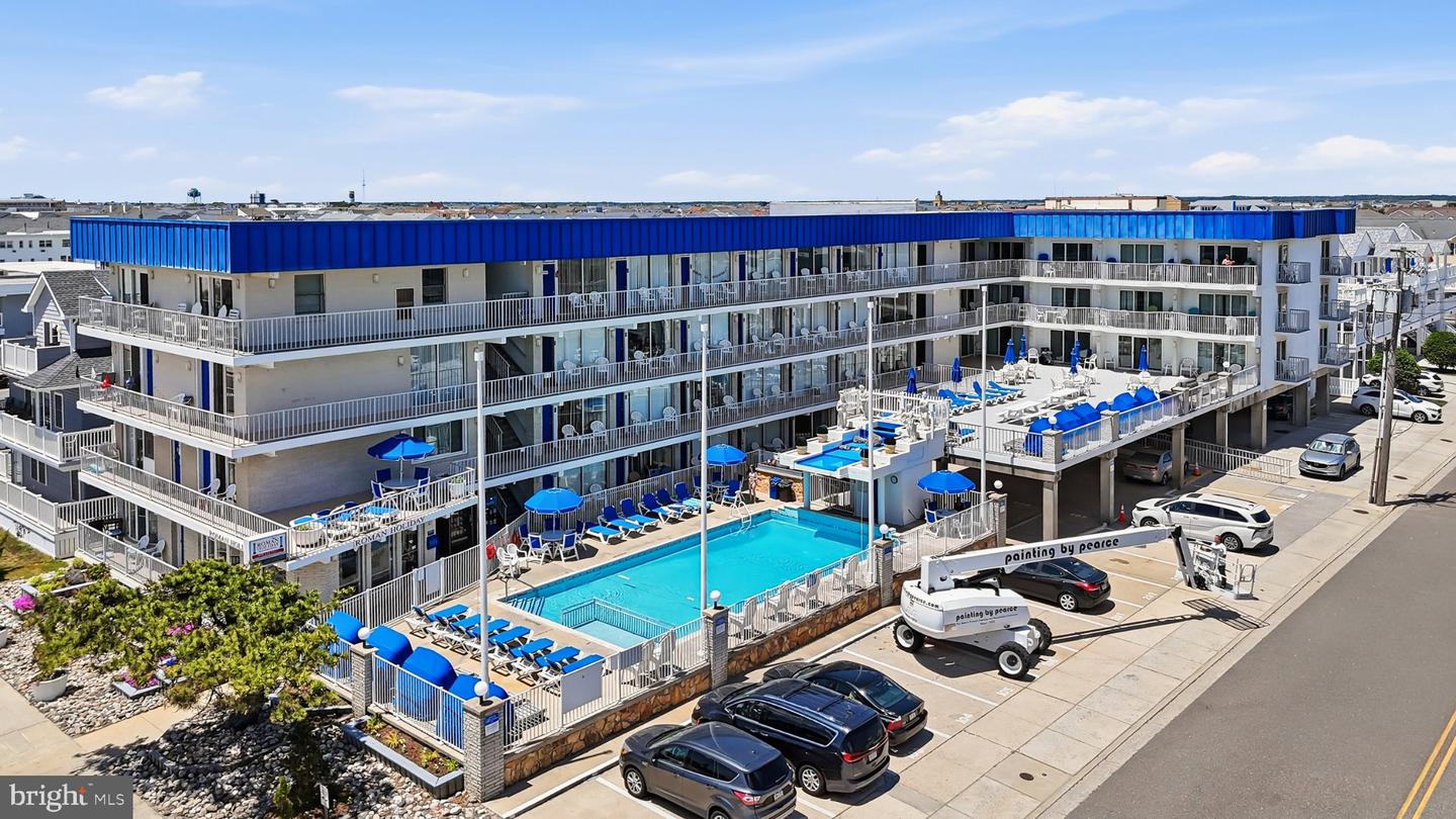 1000 John F Kennedy Blvd #203 — photo