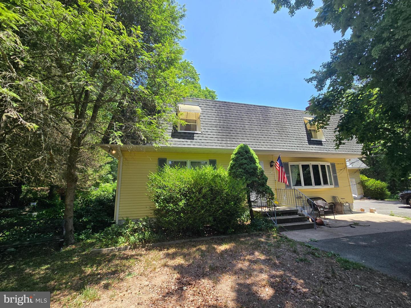 1 Beaver Dam Rd — photo