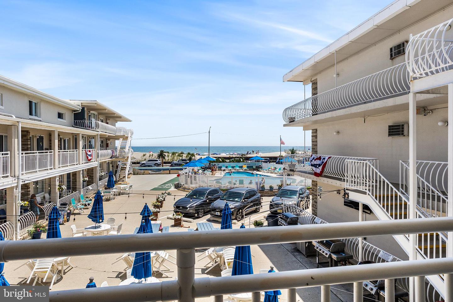 1200 Kennedy Dr #214 — photo