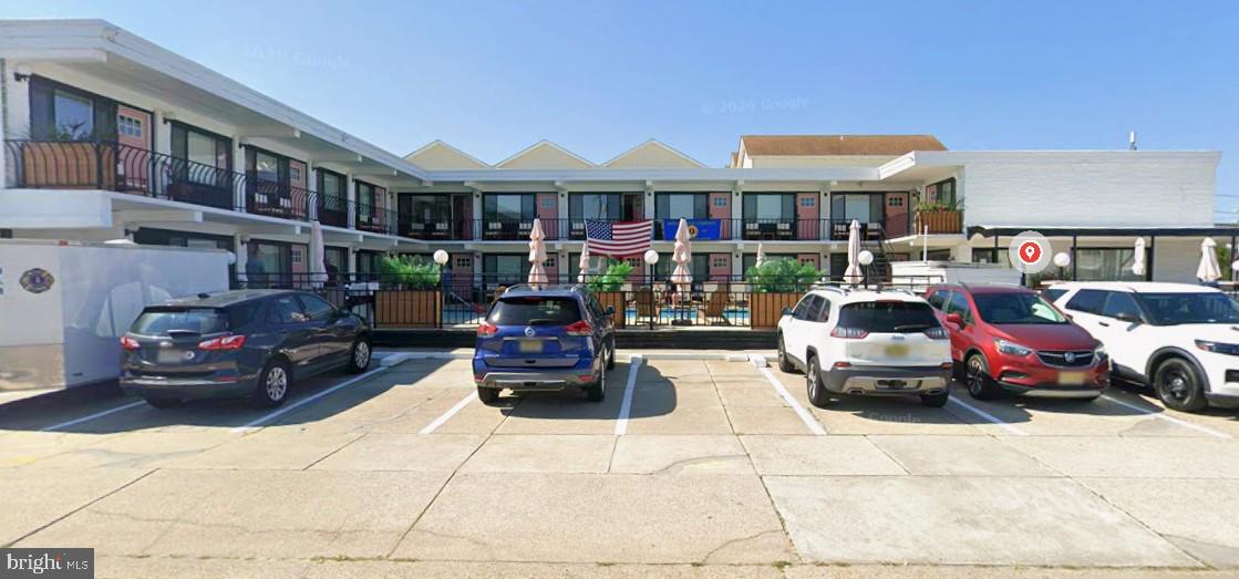 2101 Surf Ave #204 — photo