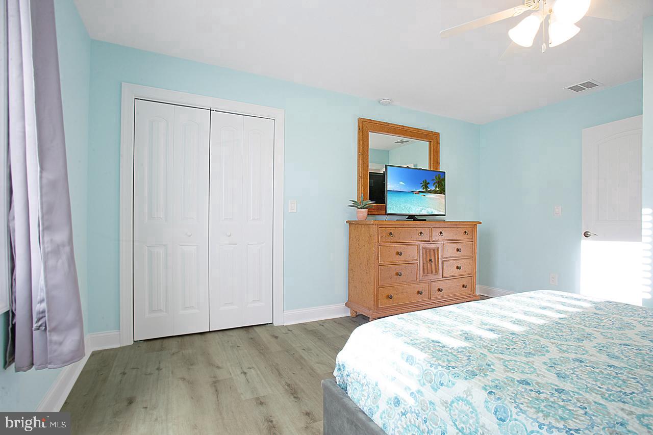 6109 Atlantic Ave #100 — photo