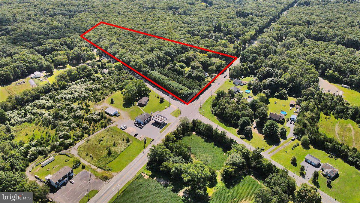 3292 Tuckahoe Rd — photo