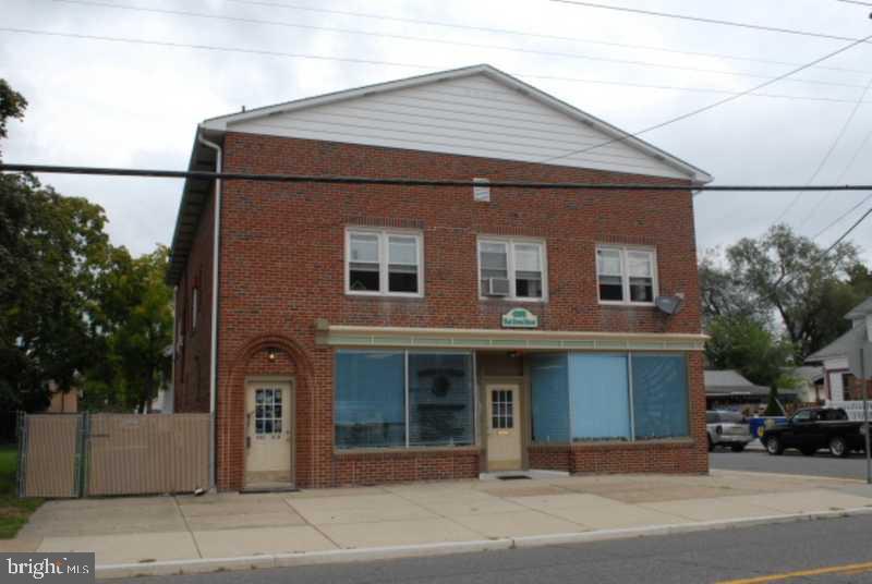 403 W Broad St — photo