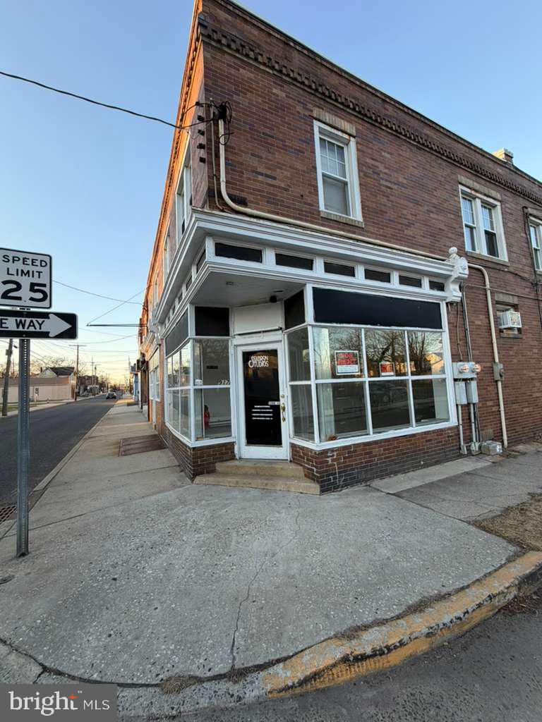 915-917 North Delaware Street N #917B — photo