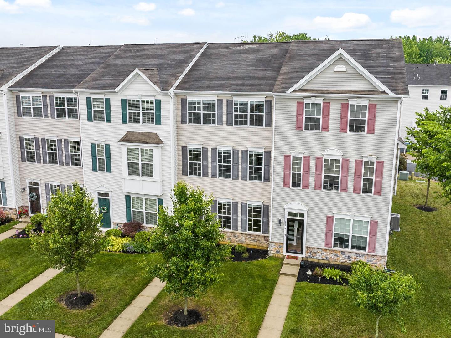 1126 Munyon Dr — photo