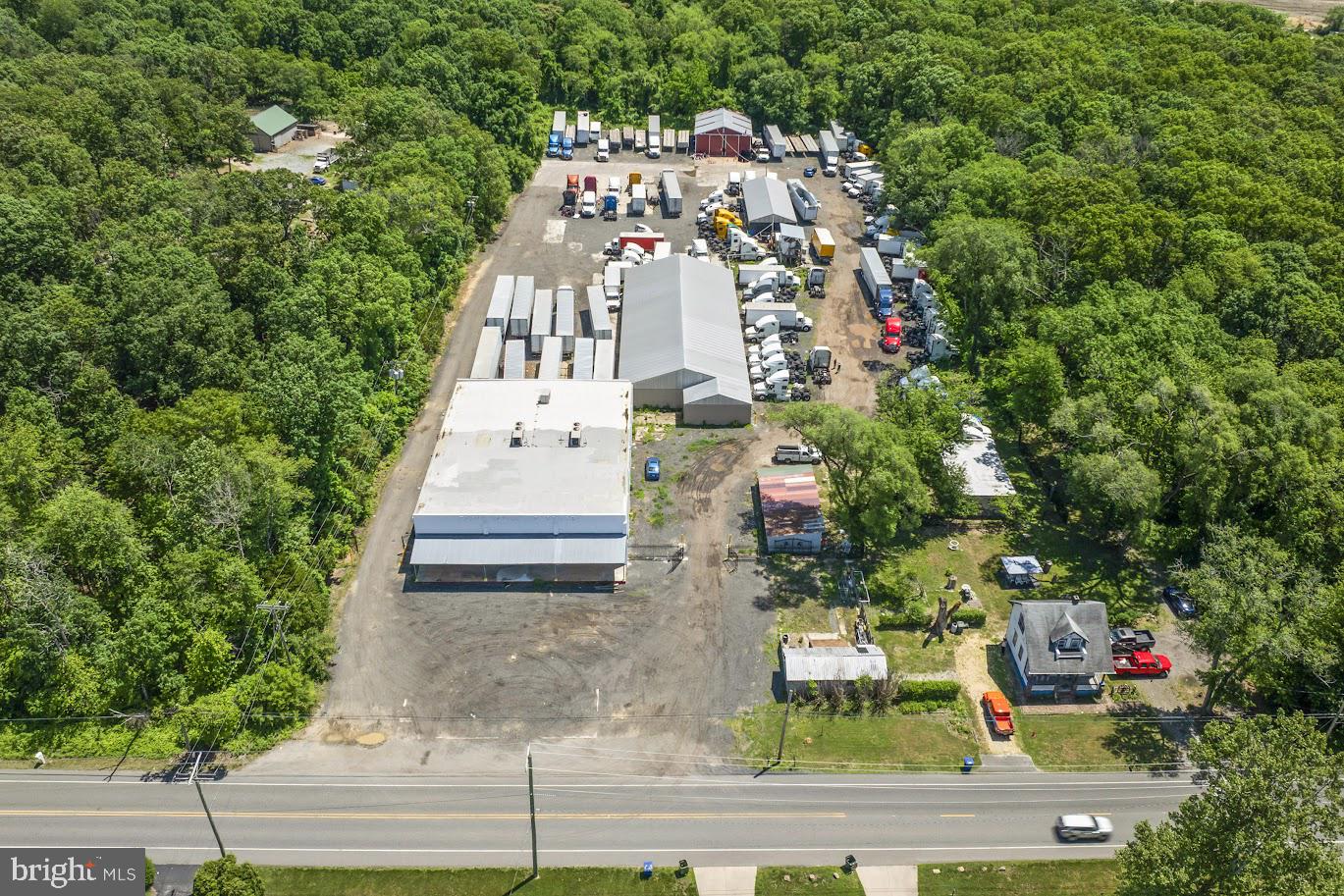 2660 Main Rd — photo