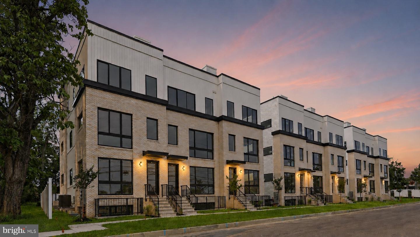 13 S Academy St #B — photo