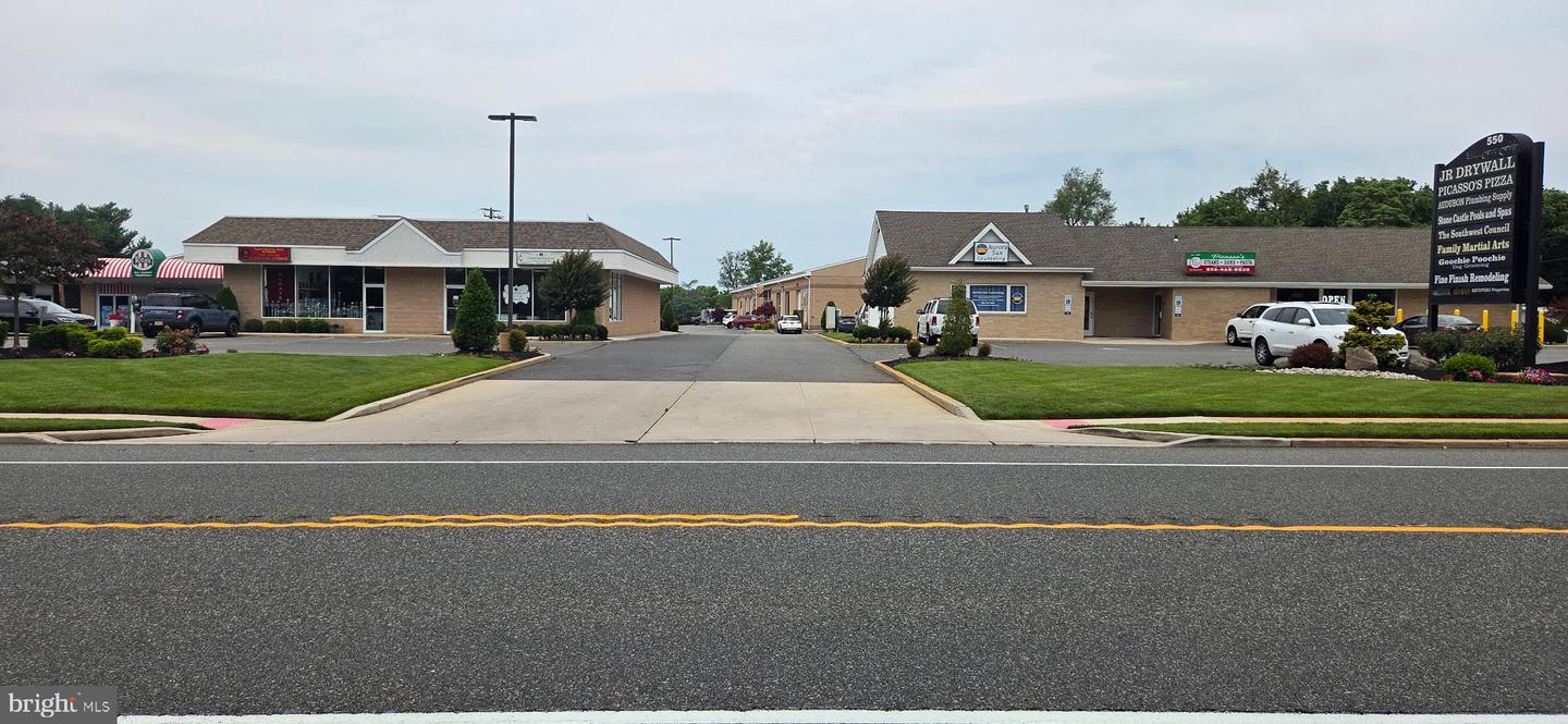 550 Bridgeton Pike #Suite 12 — photo