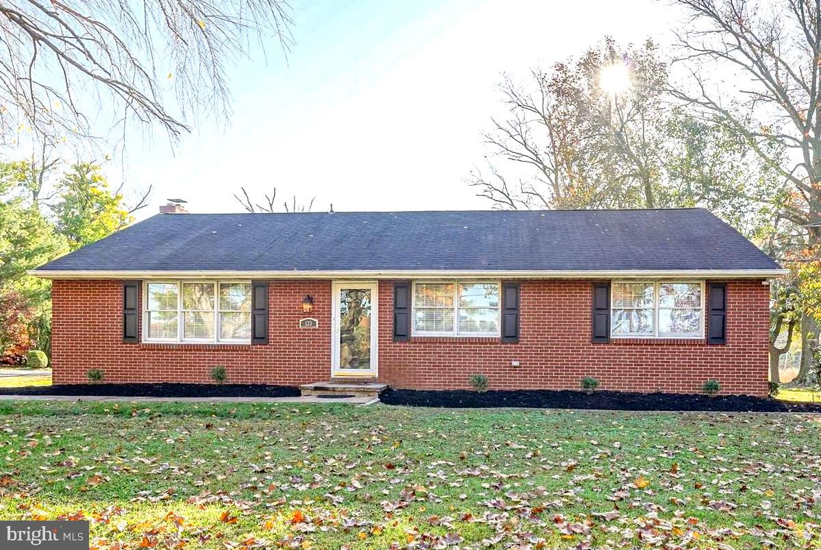 123 Thies Rd — photo