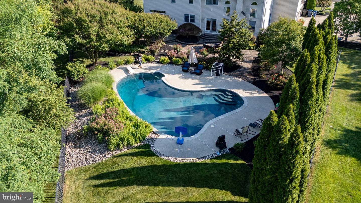 108 Preakness Dr — photo