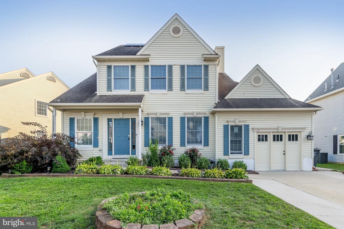 115 Stone Henge Dr — photo