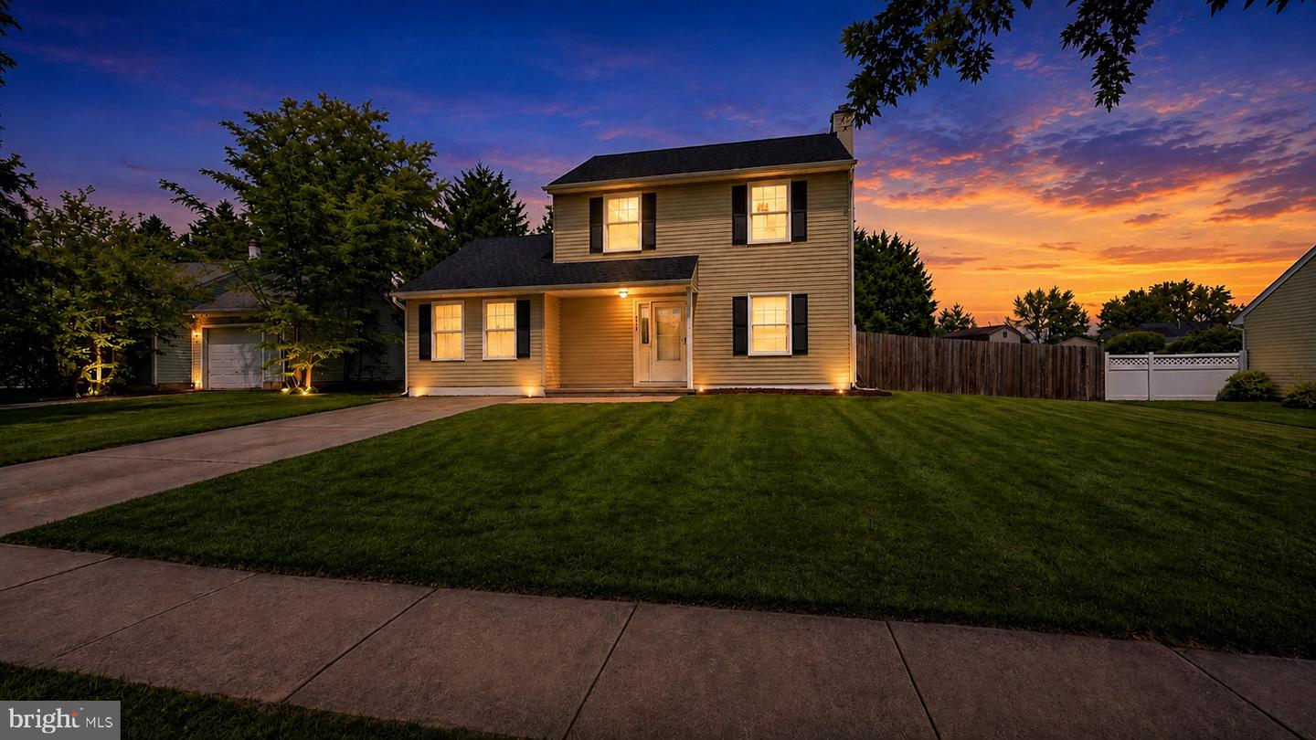 773 Richmond Dr — photo