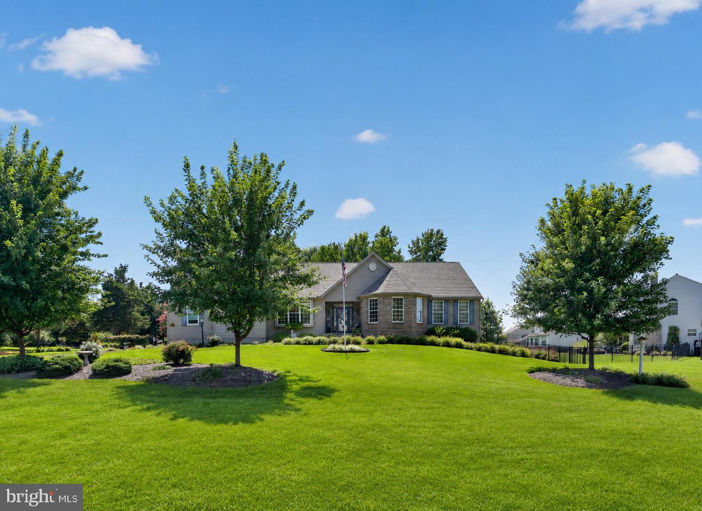 15 Skyline Cir — photo