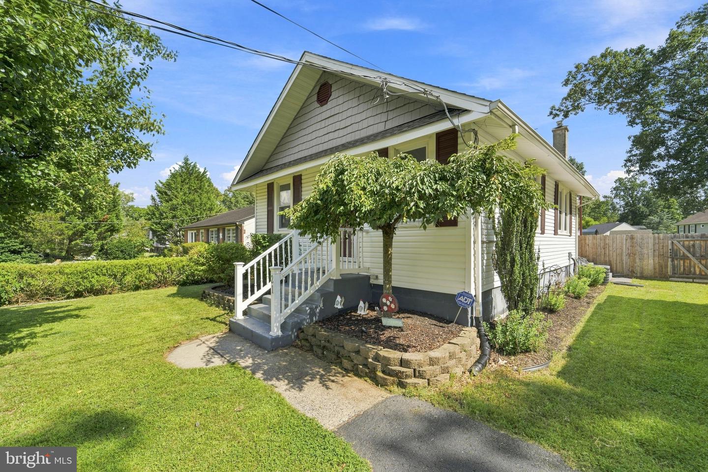21 Margaret Ave — photo