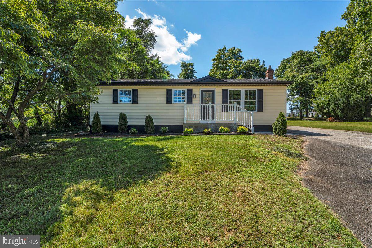 409 Mantua Blvd — photo