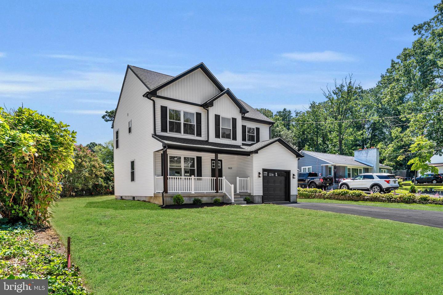 240 Landing Rd — photo